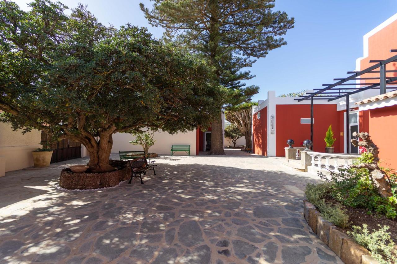 Albor Suites Santa Brígida Exterior photo
