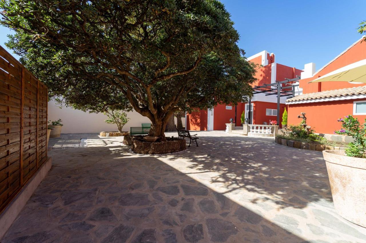 Albor Suites Santa Brígida Exterior photo